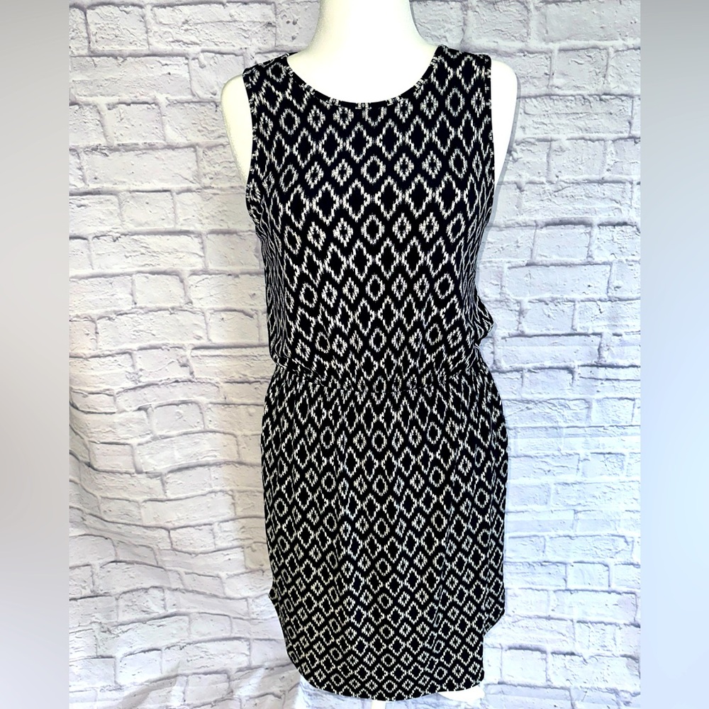Ralph Lauren Size Medium Black and White Dress